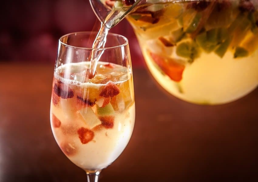 CLERICOT - Quatro deliciosas receitas de drinks com vinho por Club des Sommeliers