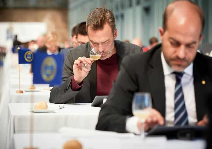 A International Taste & Quality Institute – iTQi, na Bélgica, reúne a elite dos Chefs e Sommeliers para avaliar produtos alimentícios de 130 países