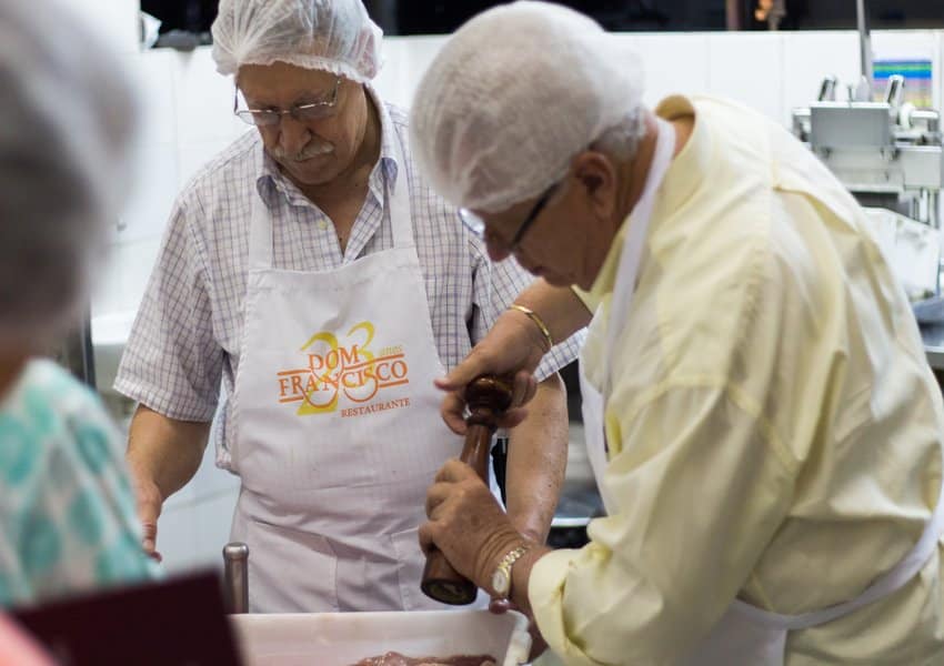 O chef Francisco Ansiliero, do Dom Francisco, anuncia o curso “Cozinhando com Francisco” 2019 - onde ensinará do básico a pratos para datas comemorativas