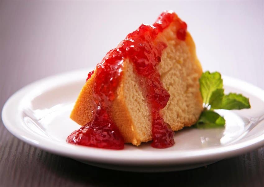 DIA DAS MÃES COM HOMEMADE: BOLO DE LIMÃO SICILIANO COM GELEIA DE FRUTAS VERMELHAS