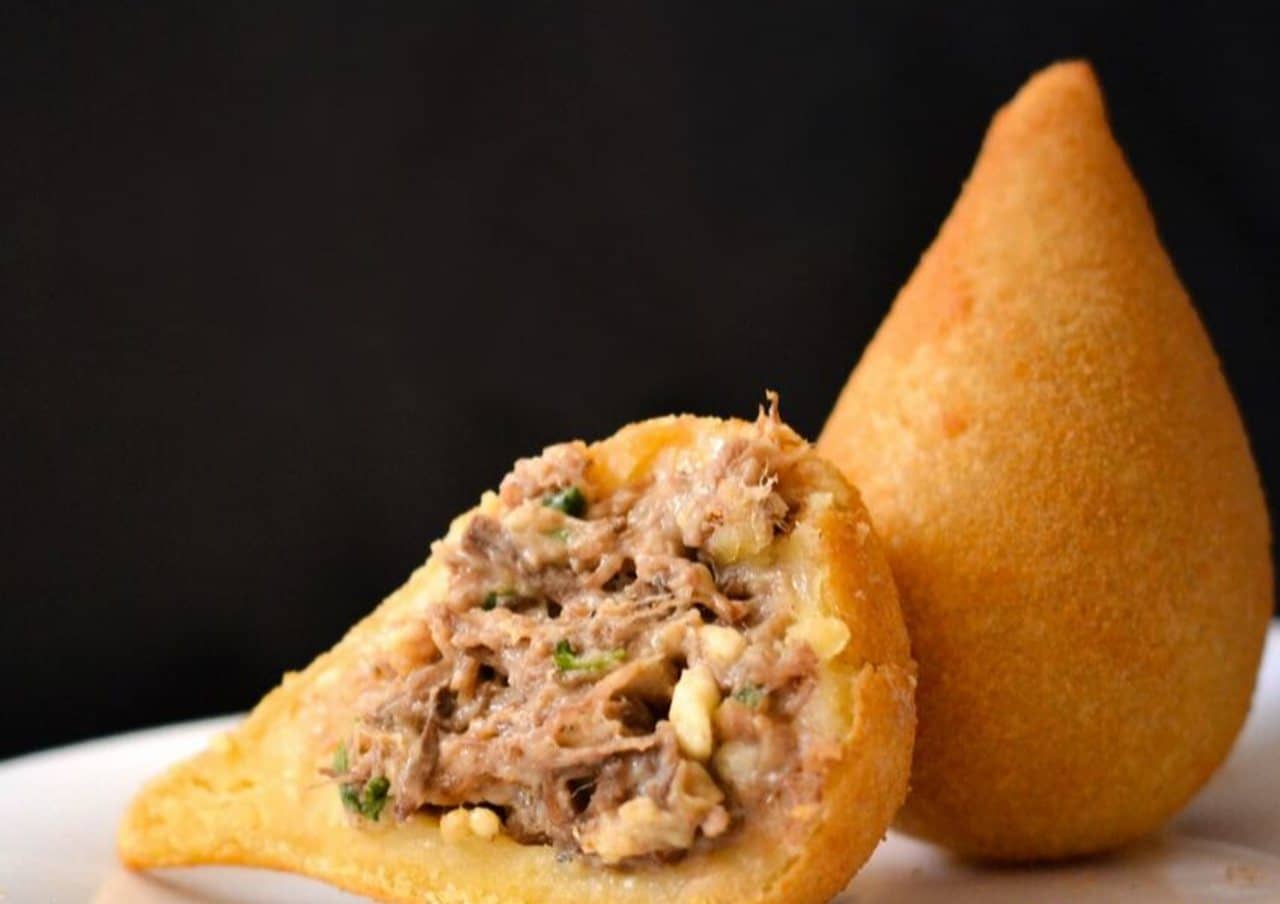 Receita de coxinha de costela da Carol Coxinhas