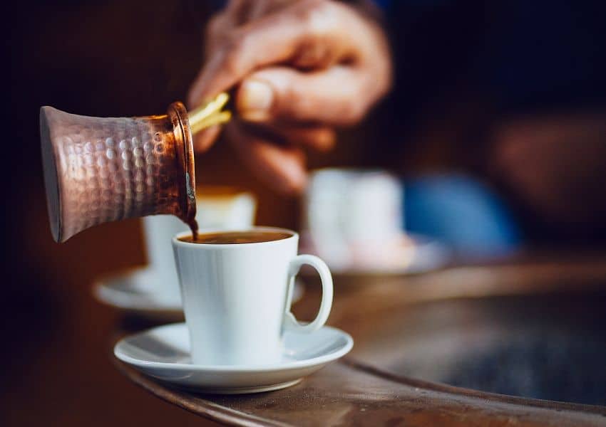 Conheça os diferentes sabores do café turco