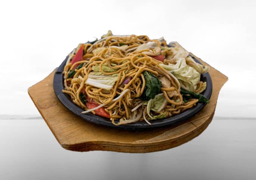 Yakisoba: saiba origem e curiosidades sobre a delícia oriental