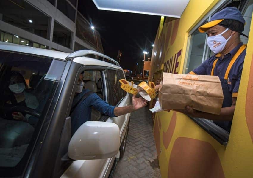 Giraffas inaugura Drive Thru em Brasilia