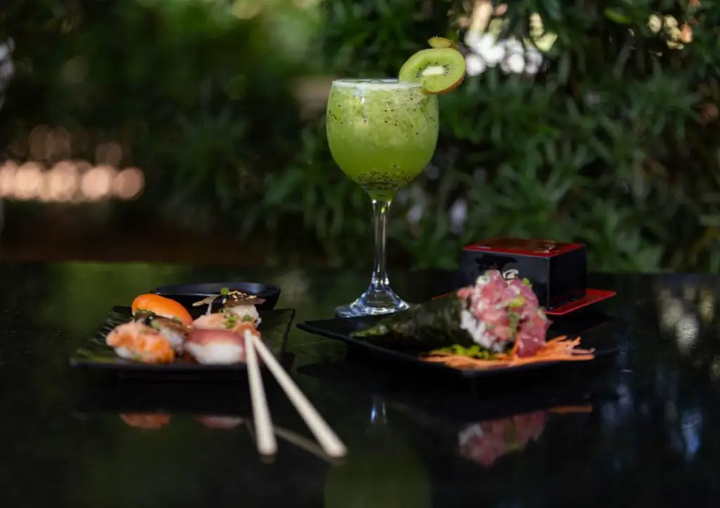 Haná Restaurante Japonês celebra aniversário com dose dupla de drinques De 12 a 29 de agosto, as bebidas que têm como base sakê terão dose dupla de segunda a quinta-feira