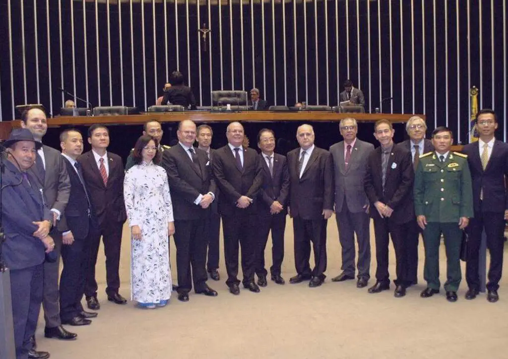 Câmara Federal homenageia 30º aniversário das relações Vietnã-Brasil