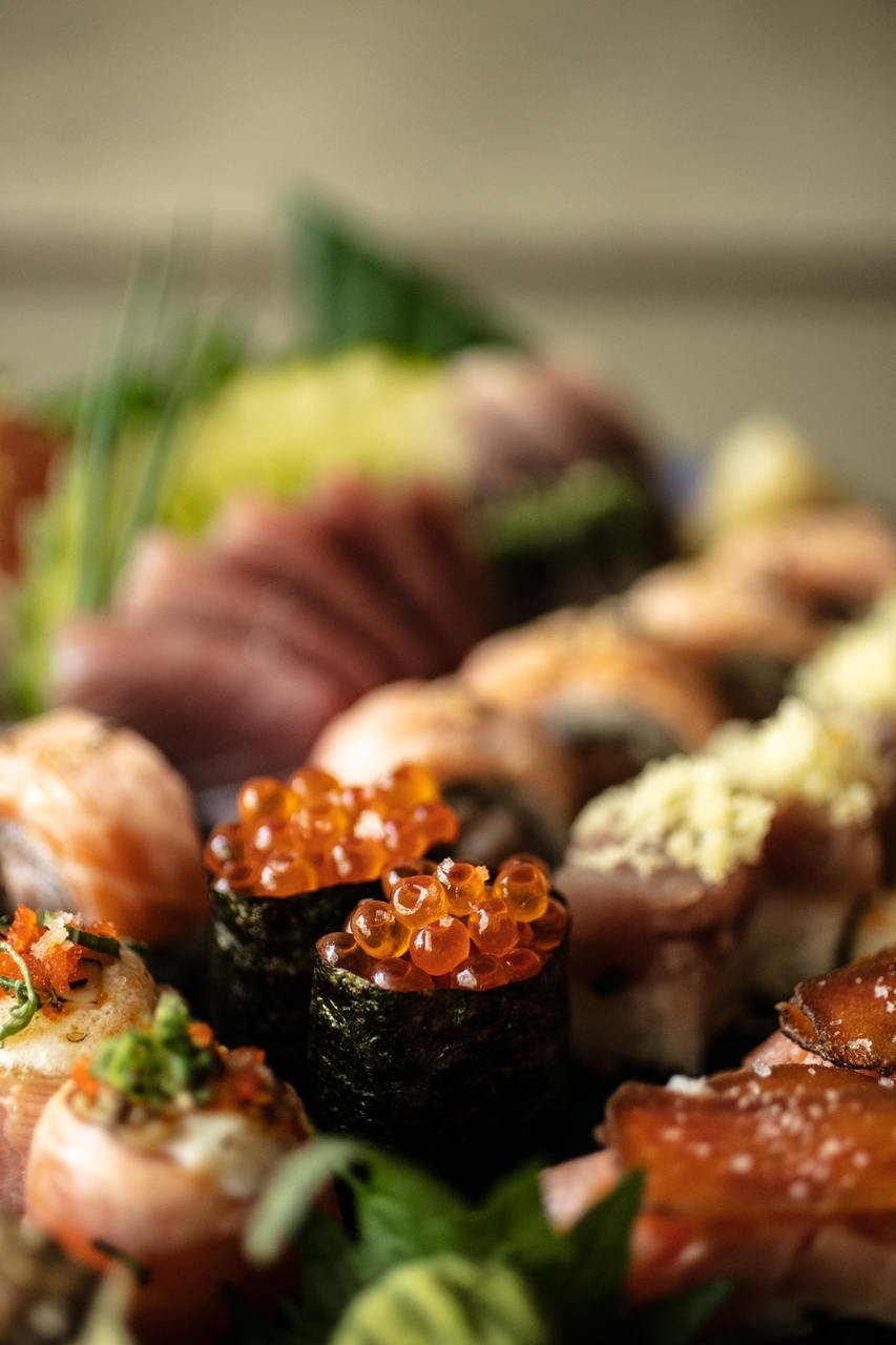 Kawa comemora um ano e apresenta novo chef  Carlos Watanabe comanda o Sushi Kiyo, um dos mais   emblemáticos restaurantes japoneses de São Paulo 
