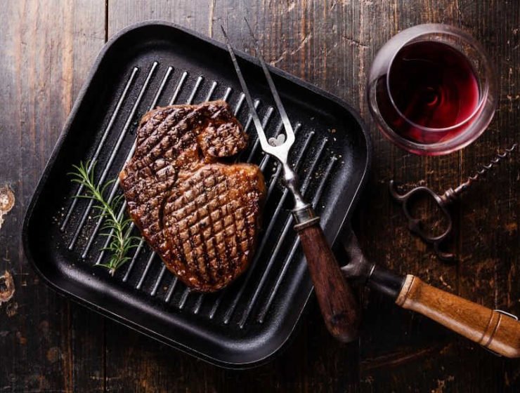 Adeus ano velho: restaurantes oferecem cardápios especiais para confraternizações