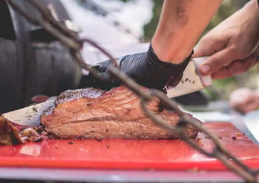 placeholder1280x720 Costela bovina defumada com técnicas de churrasco texano servida no evento Costelada do CW&Co em Brasília