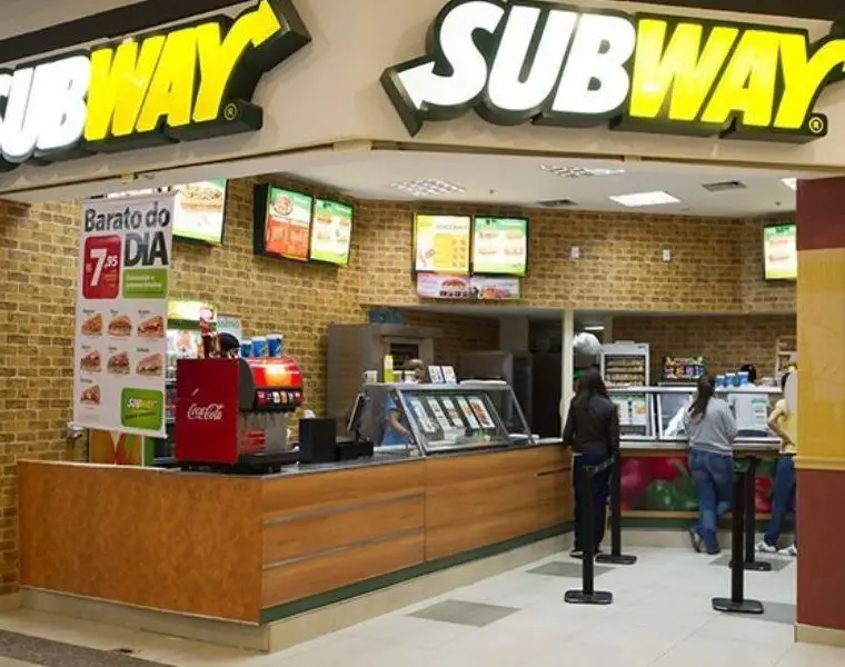 Como o Subway está Reagindo ao Coronavírus e Cuidando da sua Saúde nos Restaurantes