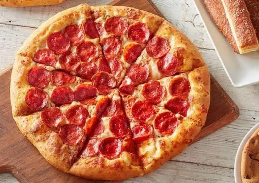 Pizza Hut lança nova promoção de pizza em dobro