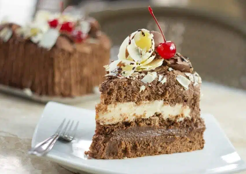 placeholder1280x720 Bolo de morango da Sodiê Doces Brasília, carro-chefe da rede participante da campanha Apoie Um Restaurante