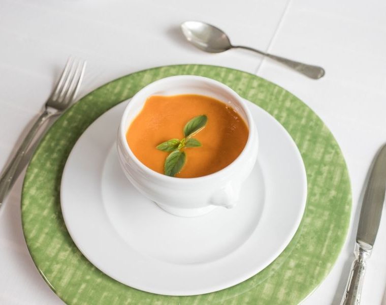 Quatro receitas de sopas funcionais: leves e saborosas