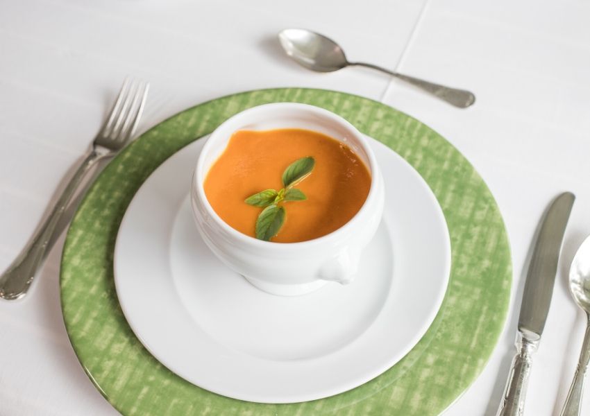Quatro receitas de sopas funcionais: leves e saborosas